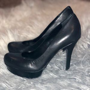 Black classic high heel